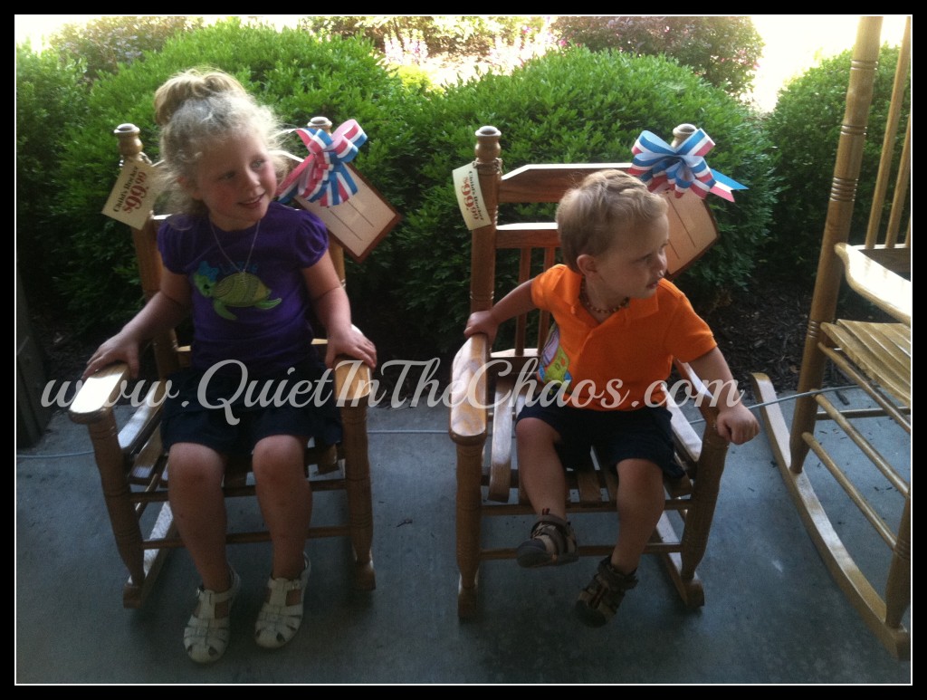 rocking at Cracker Barrel {Quiet In The Chaos}